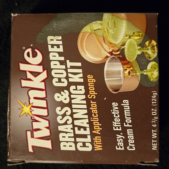 Hammered-Copper Bread Box, Retail $189.95 + Brass&Copper Cleaning Kit $7.99 - Picture 11 of 13